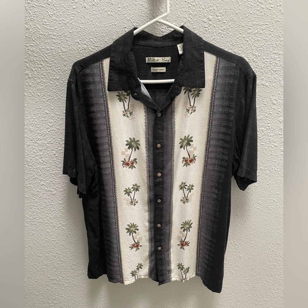 Batik Bay Men's Tropical Print Shirt - Size XL - EUC